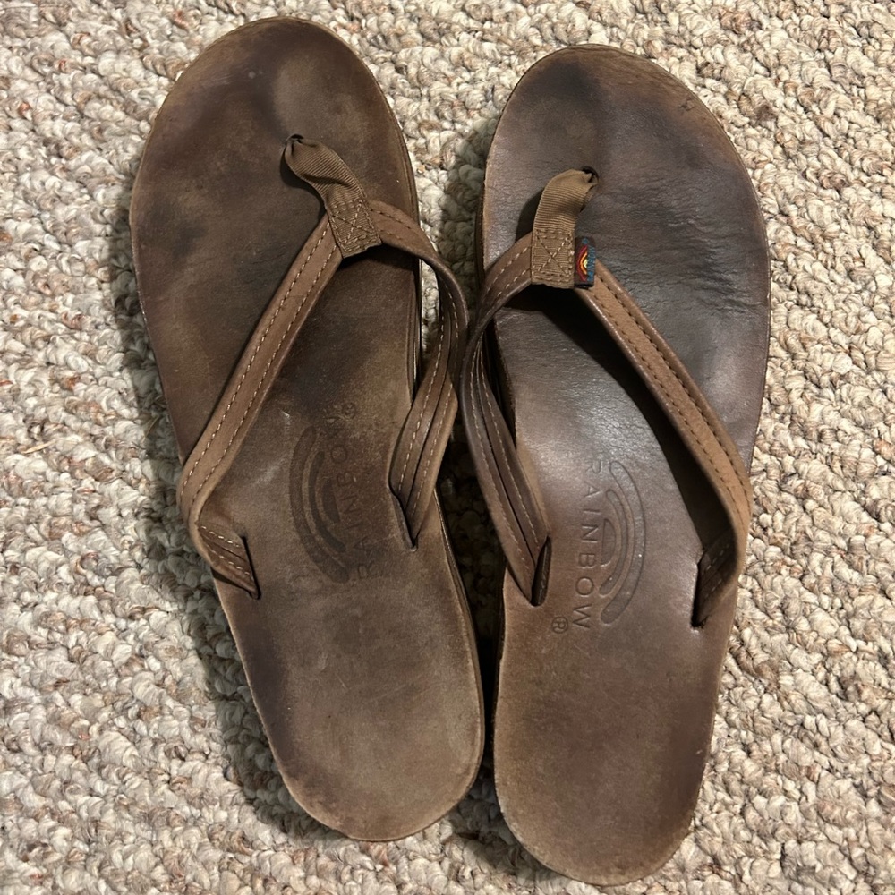 RAINBOW FLIP FLOPS